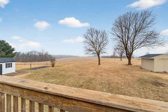 106 Dougherty Court, Ridgeway, WI 53582