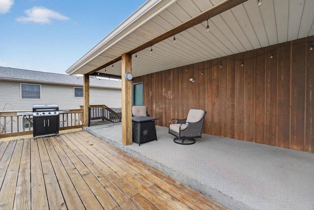 106 Dougherty Court, Ridgeway, WI 53582