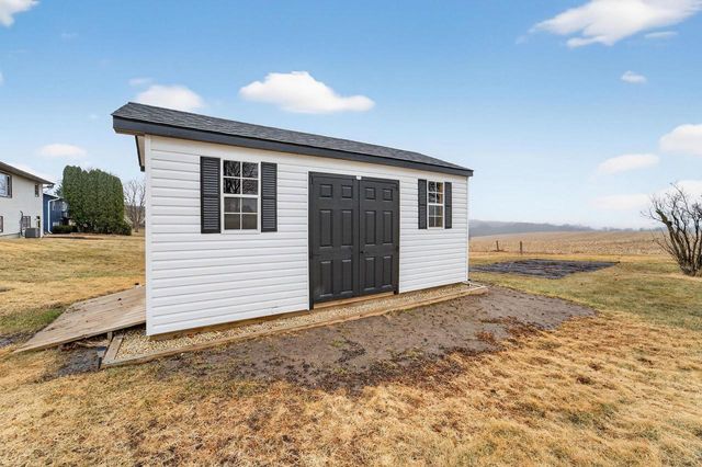 106 Dougherty Court, Ridgeway, WI 53582