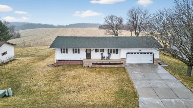 106 Dougherty Court, Ridgeway, WI 53582