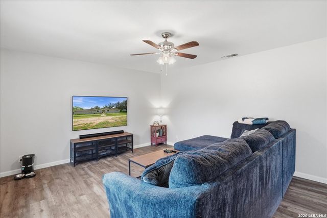 1250 FM 889, George West, TX 78022