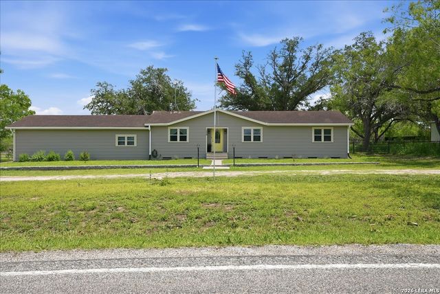 1250 FM 889, George West, TX 78022