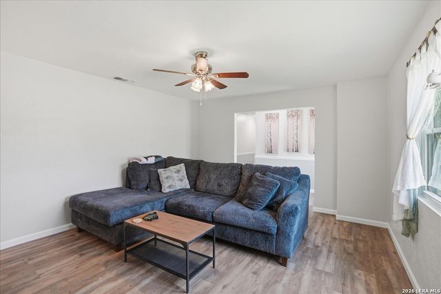 1250 FM 889, George West, TX 78022