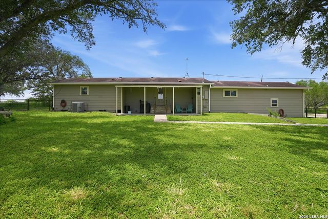 1250 FM 889, George West, TX 78022