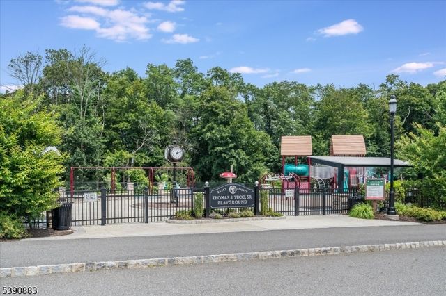 30 Juniper Ct, Cedar Grove Twp., NJ 07009