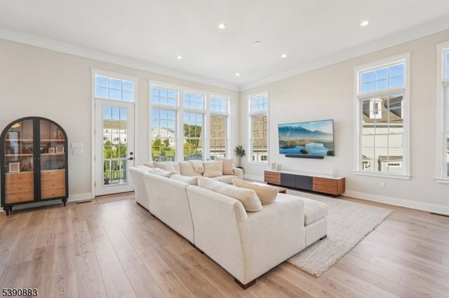 30 Juniper Ct, Cedar Grove Twp., NJ 07009