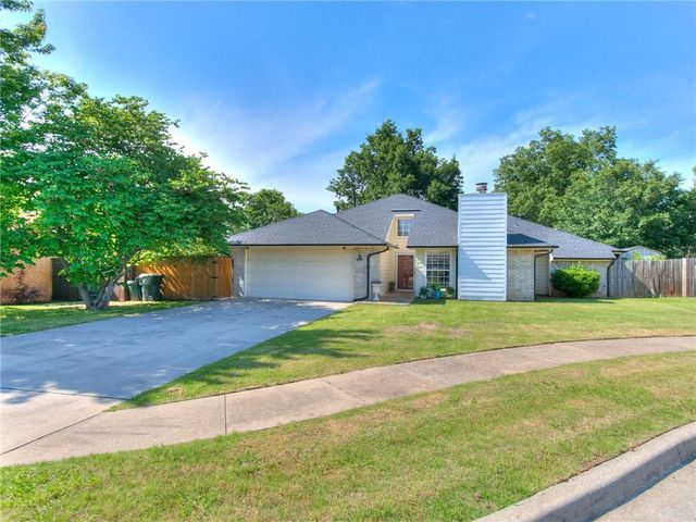 3109 Greenwood Court, Norman, OK 73072