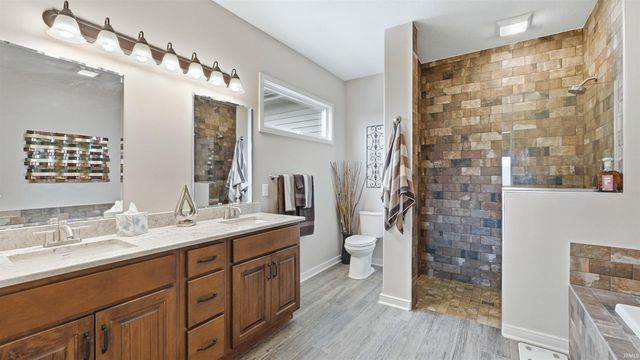 12297 Palmira Boulevard, Fort Wayne, IN 46818