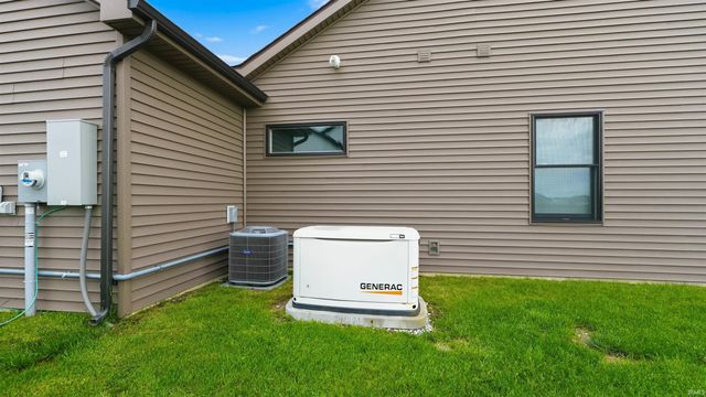 12297 Palmira Boulevard, Fort Wayne, IN 46818