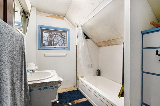 710 S Washington Street, Hastings, MI 49058