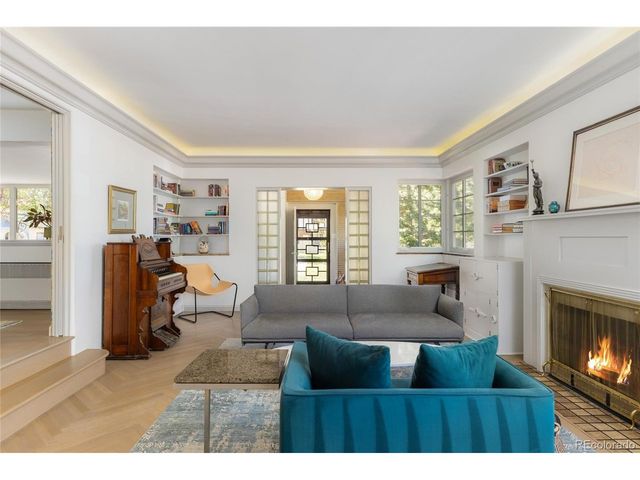 5700 E 17th Avenue Pkwy, Denver, CO 80220