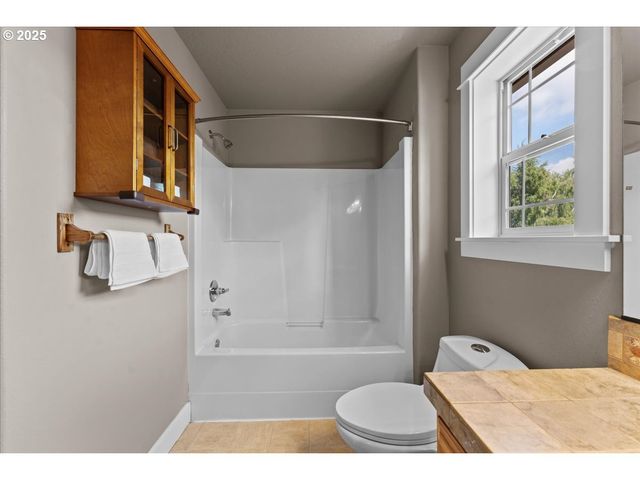 7444 Se 114TH Ave, Portland, OR 97266