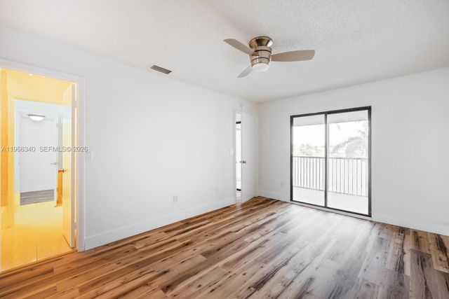 889 Hamilton Dr 889H, Homestead, FL 33034