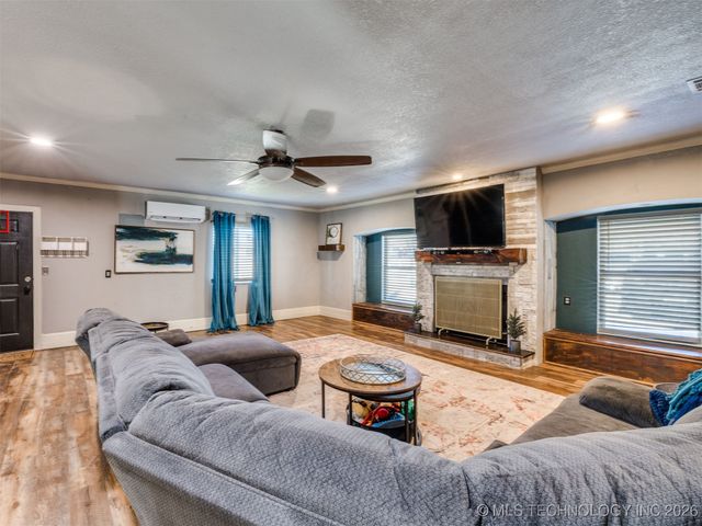 5924 S 165th Street, Bixby, OK 74008