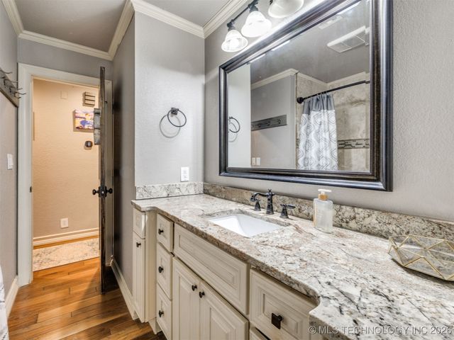 5924 S 165th Street, Bixby, OK 74008