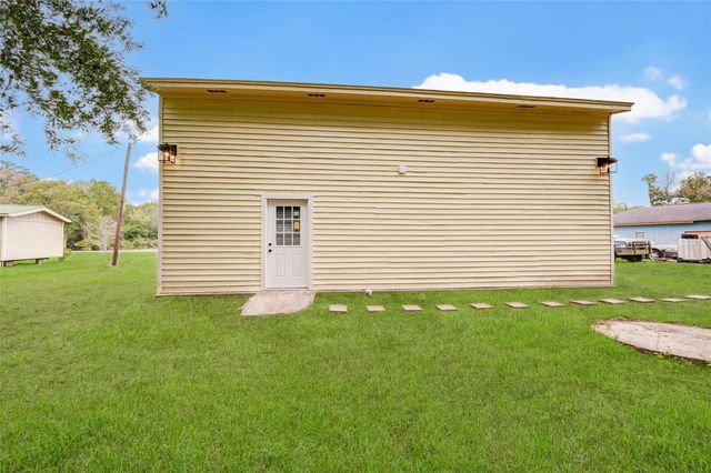 630 Martin L King Street N, Liberty, TX 77575