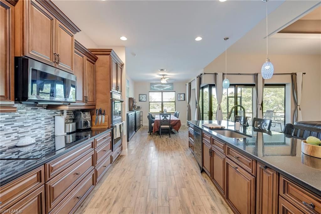 Image 11 of property listing at 2218 NW 37th PL, Cape Coral, FL 33993