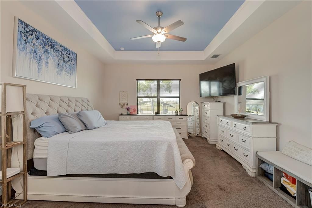 Image 14 of property listing at 2218 NW 37th PL, Cape Coral, FL 33993