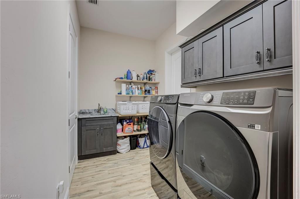 Image 24 of property listing at 2218 NW 37th PL, Cape Coral, FL 33993