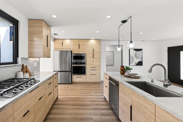 341 Orchard Avenue, Sunnyvale, CA 94085