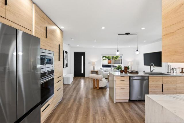 341 Orchard Avenue, Sunnyvale, CA 94085