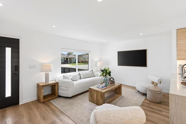 341 Orchard Avenue, Sunnyvale, CA 94085