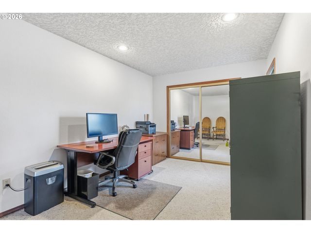 718 Ne 246TH Cir, Ridgefield, WA 98642