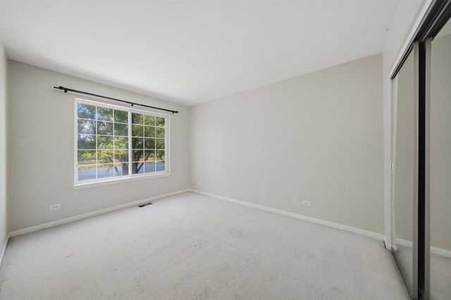 9165 Buckingham Court, Huntley, IL 60142