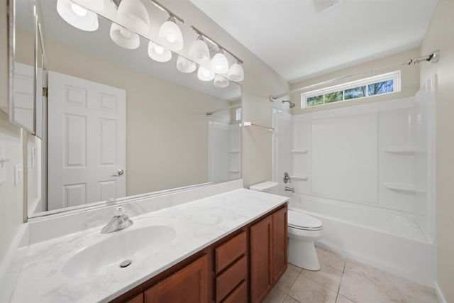 9165 Buckingham Court, Huntley, IL 60142