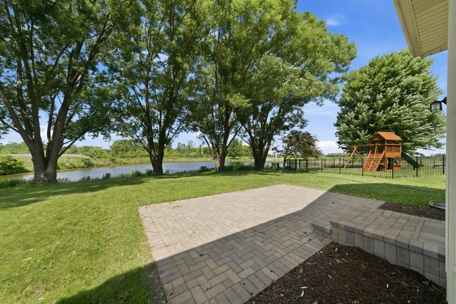 9165 Buckingham Court, Huntley, IL 60142