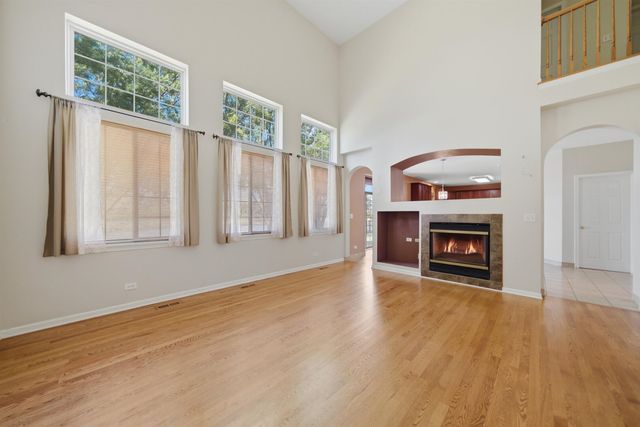9165 Buckingham Court, Huntley, IL 60142