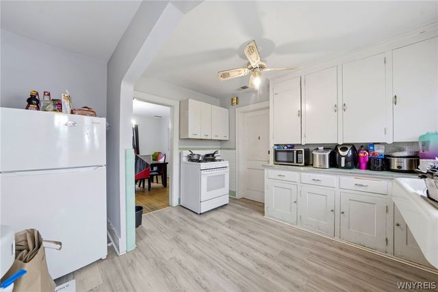 137 East Morris Avenue S, Buffalo, NY 14214