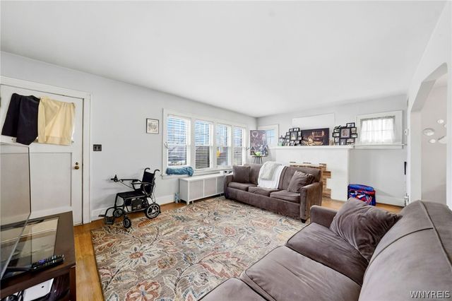 137 East Morris Avenue S, Buffalo, NY 14214