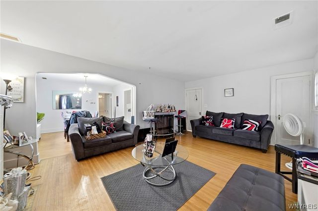 137 East Morris Avenue S, Buffalo, NY 14214