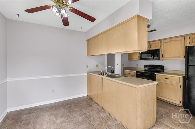 825 Sagewood Drive, Hinesville, GA 31313