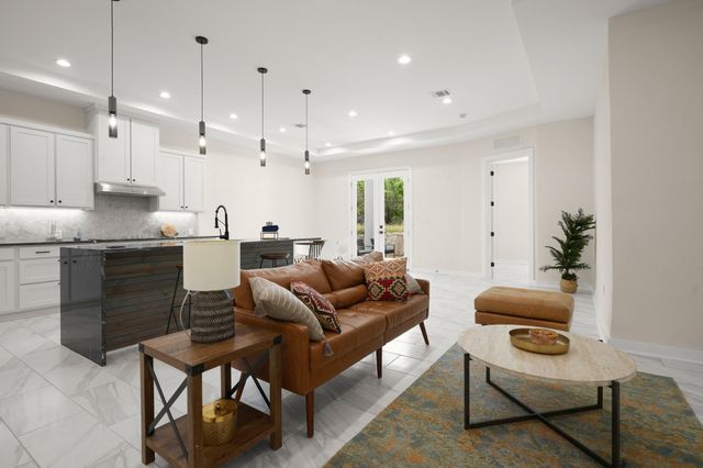 2401 Thurber LN, Lago Vista, TX 78545