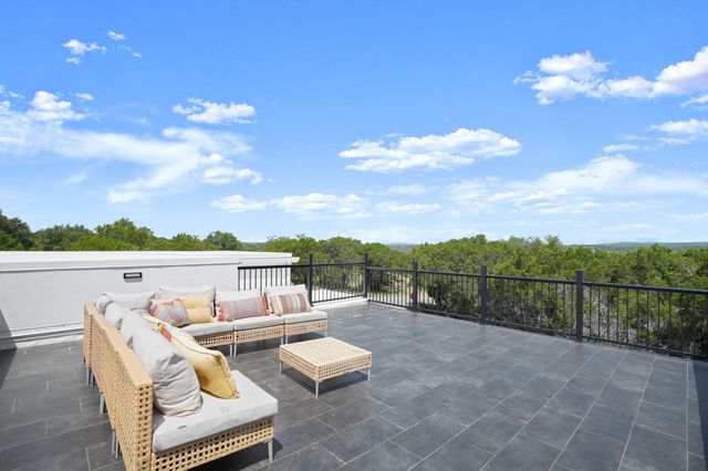 2401 Thurber LN, Lago Vista, TX 78545