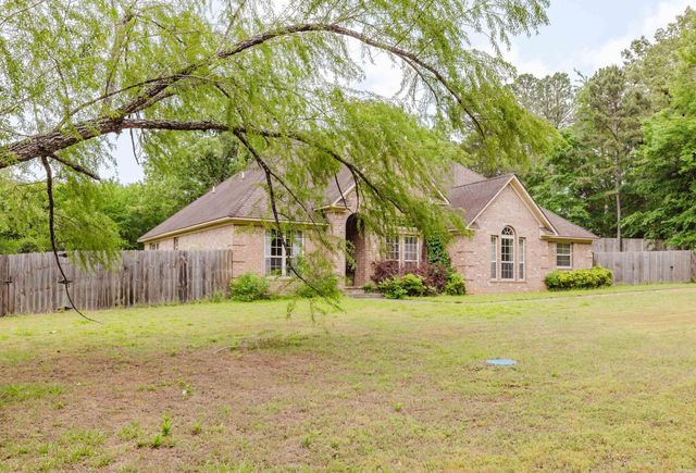 5 Greenbrier Lane, Conway, AR 72032