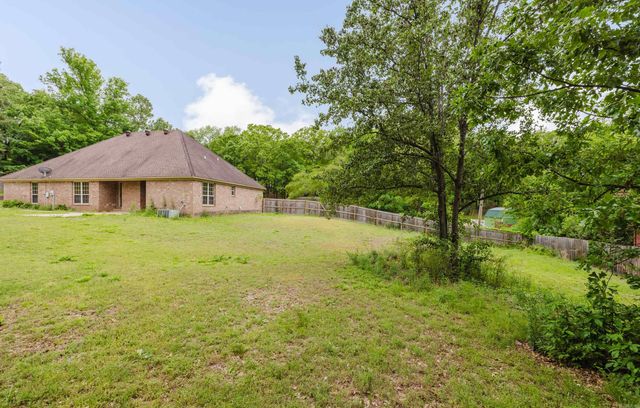 5 Greenbrier Lane, Conway, AR 72032