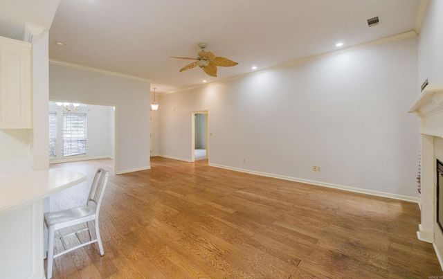 5 Greenbrier Lane, Conway, AR 72032