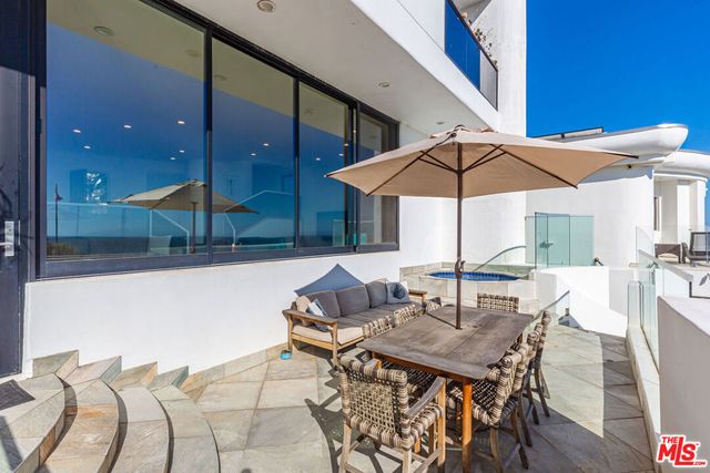 31550 Victoria Point Road, Malibu, CA 90265