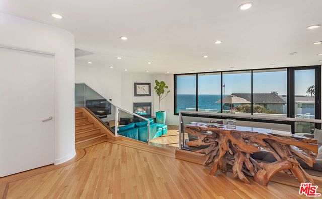 31550 Victoria Point Road, Malibu, CA 90265