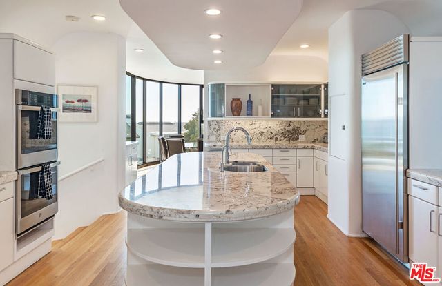 31550 Victoria Point Road, Malibu, CA 90265