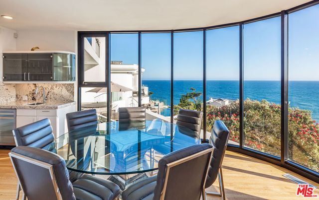 31550 Victoria Point Road, Malibu, CA 90265