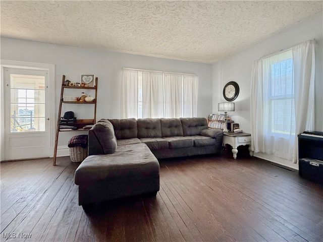 1917 19th Street, Parkersburg, WV 26101