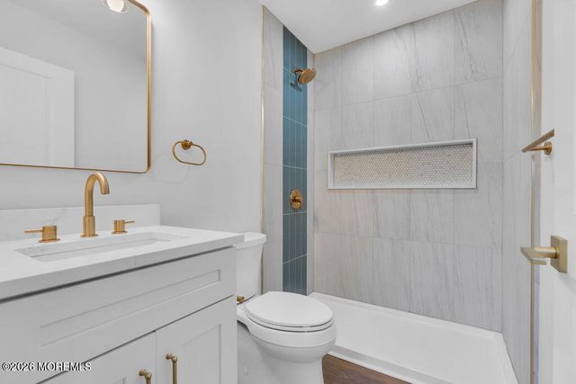 148 Torpedo Road, Manahawkin, NJ 08050