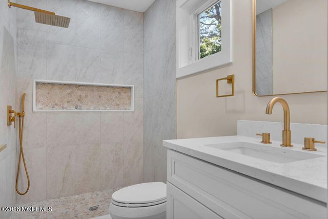 148 Torpedo Road, Manahawkin, NJ 08050