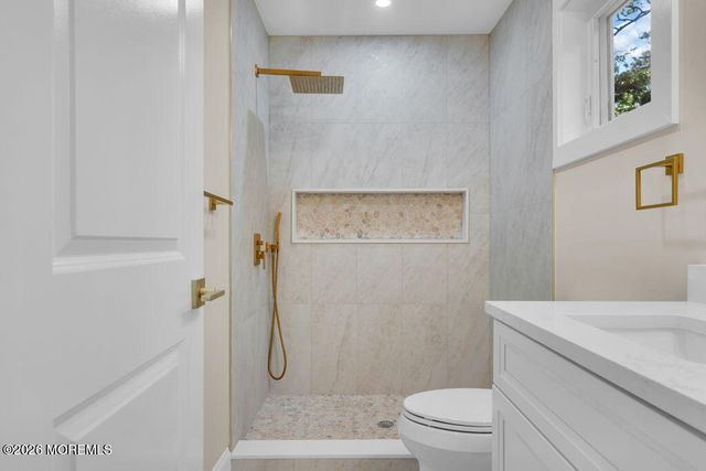 148 Torpedo Road, Manahawkin, NJ 08050