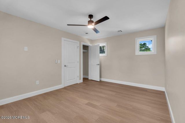 148 Torpedo Road, Manahawkin, NJ 08050