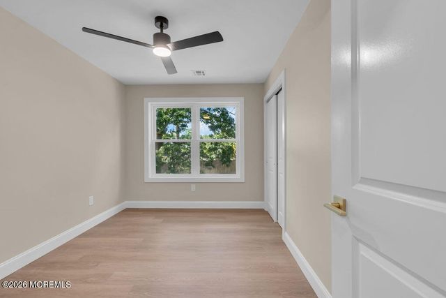 148 Torpedo Road, Manahawkin, NJ 08050